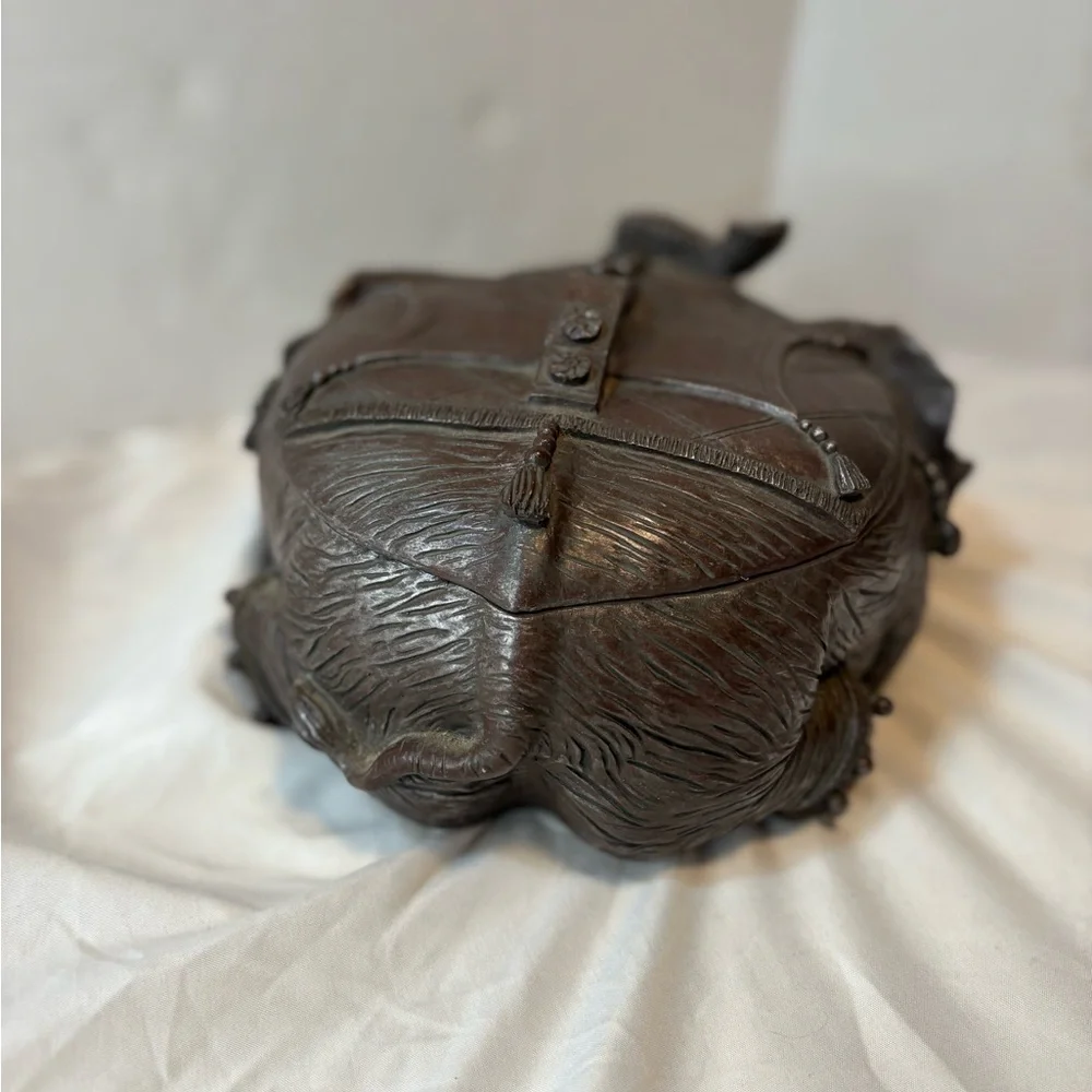 ELEPHANT Trinket Box Lid brown unique textured - Picture 4 of 15